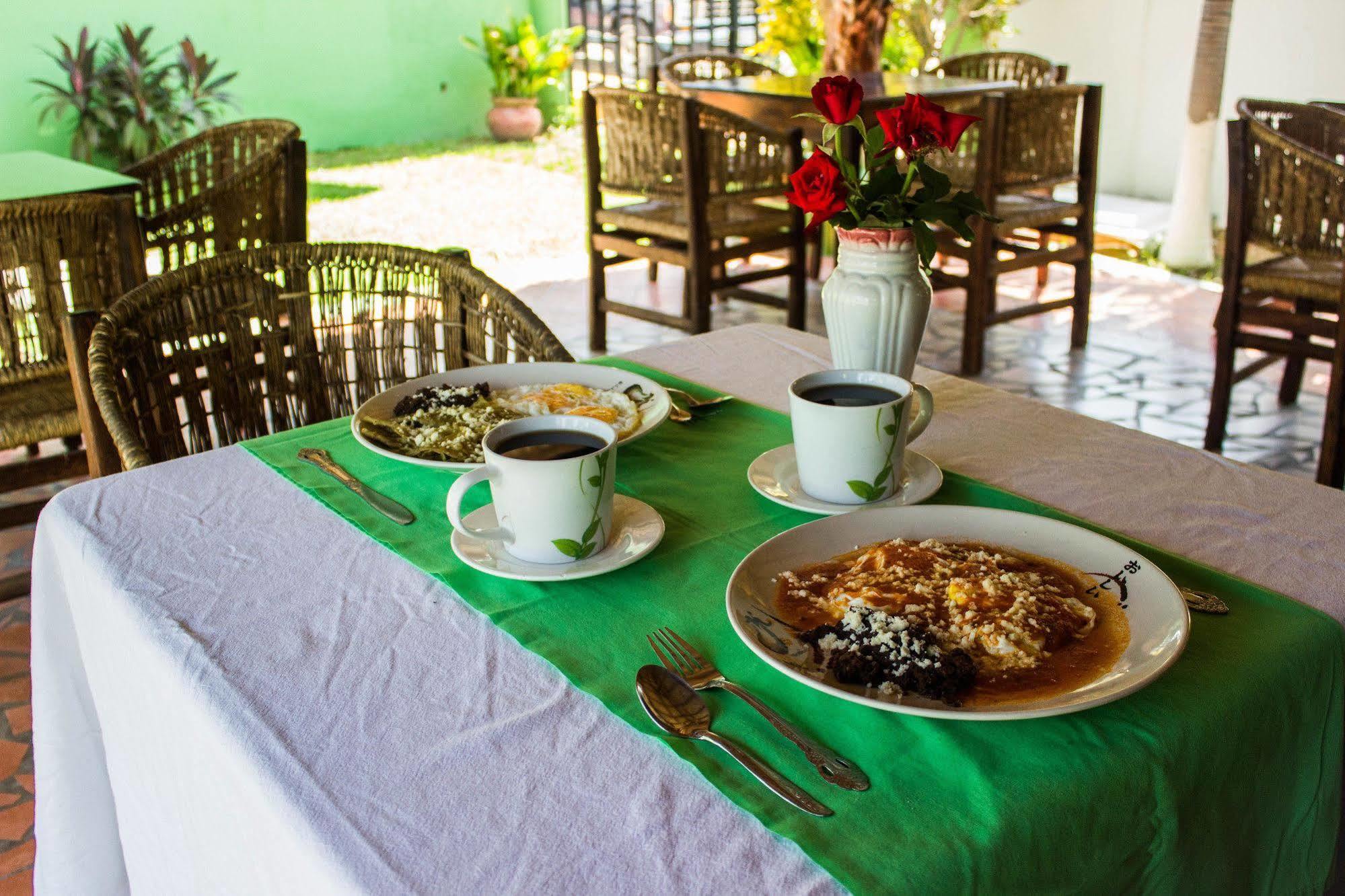 Hotel & Suites Punta Esmeralda Puerto Escondido  Εξωτερικό φωτογραφία